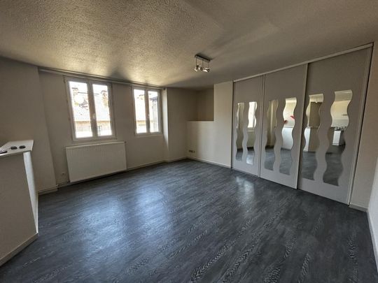 Location Appartement 2 pièces 59m² LE CREUSOT 71200 - Photo 1