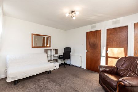 1 bedroom studio apartment to rent - Photo 3
