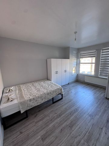 Room in a Shared House, Mount Pleasant Road, N17 - Photo 5