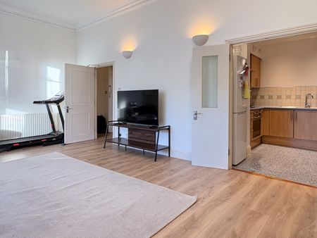 2 Bed Flat, Albert Terrace, NW1 - Photo 5