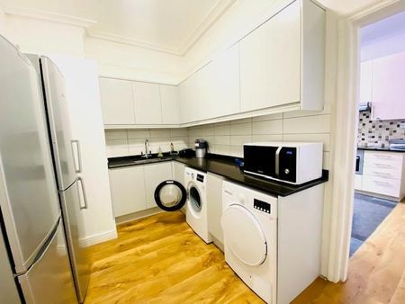 1 bedroom in a house share to rent - Photo 5