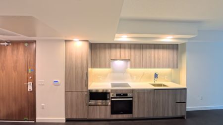 For Lease - 3 Concord Cityplace Way Unit# 325, Toronto, Ontario - Photo 3