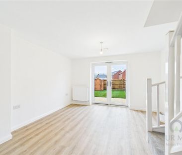 2 bedroom semi-detached house to rent - Photo 3