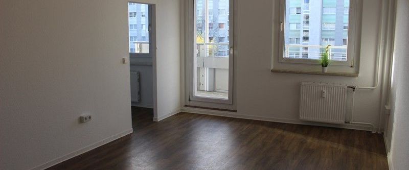 1 Raum-Wohnung mit Balkon - NEU saniert - Foto 1