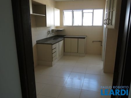 Apartamento - Photo 2