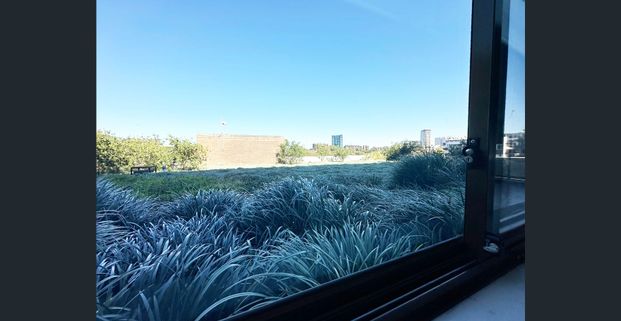 Furnished One bedroom with Large Study area - Photo 1