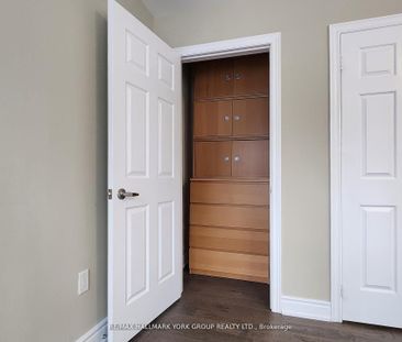 For Lease - 139 John West Way, Aurora, Ontario - Photo 4