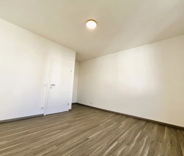 PERFEKT für 3er-WG: Neu sanierte, wunderschöne 3-Zimmer-Wohnung mit... - Photo 2