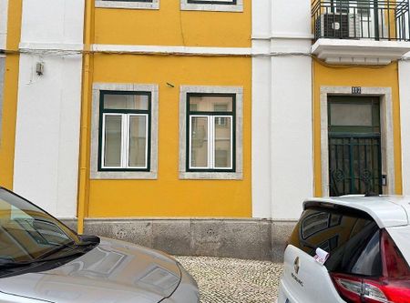 Lisboa, Lisbon 1350 - Photo 5