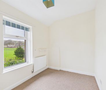 2 bedroom cottage to rent - Photo 1