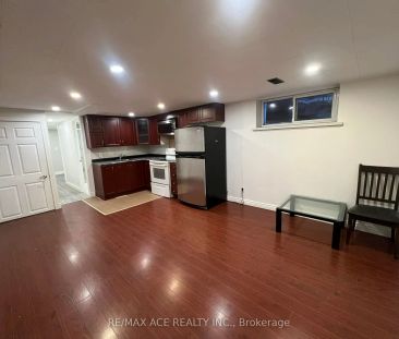 23 Ada Crescent #Bsmt - Photo 4