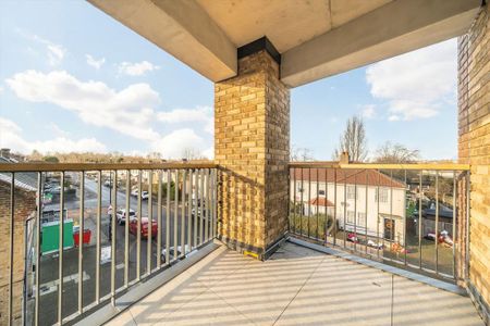 2 bedroom flat to rent - Photo 3