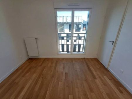 location Appartement T4 DE 102.8m² À COURBEVOIE - Photo 5