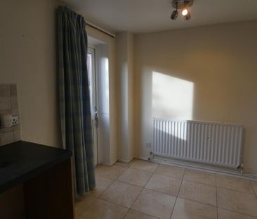 2 bedroom semi-detached house to rent - Photo 1
