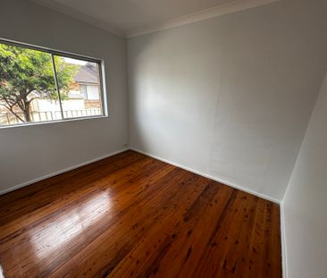 2/8 Storey Street, OAK FLATS NSW 2529 - Photo 6