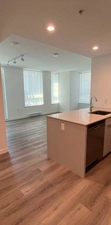 GREAT LOCATION! 2 BR/2BA - Photo 1