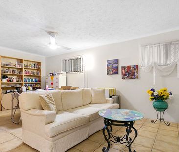 2/16 Madang Crescent, Runaway Bay QLD 4216 - Apartment For Rent | D... - Photo 1