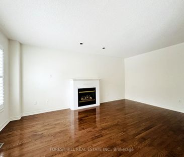 Detached Home For Lease | N8033648 - Photo 4