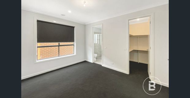 STYLISH FOUR BEDROOM HOME WITH EXTRA UPGRADES CLOSE TO AMENITIES - Photo 1