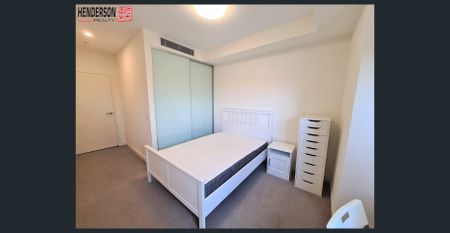 “Imperial” - Modern 2Bedrooms + Study + Fully Furished - Photo 3