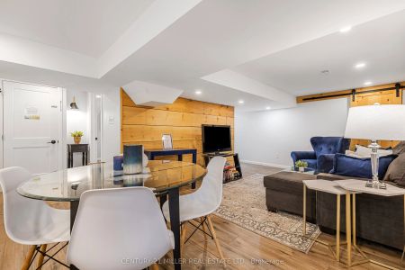 248 Kingsleigh Court #Suite - Photo 3