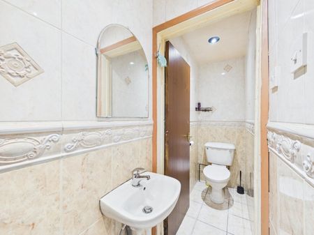Northborough Road, Slough, Berkshire,SL2 - Photo 4