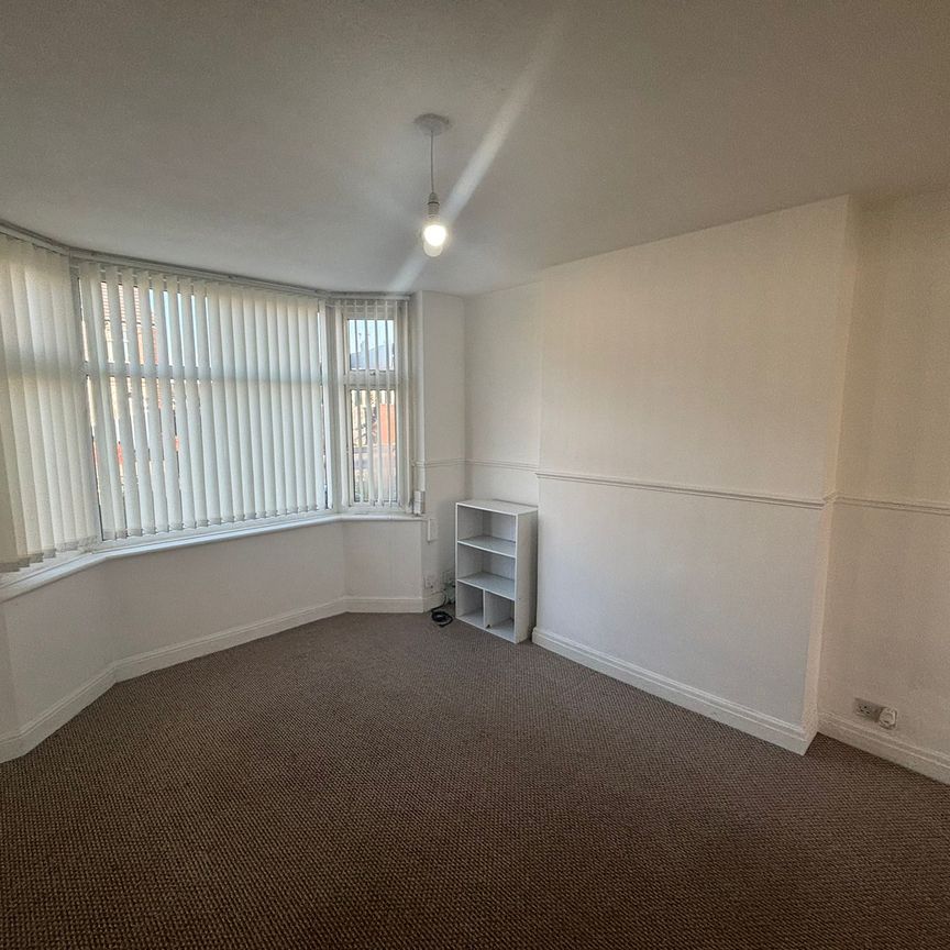 Dennis Road, Upper Stoke - Photo 1