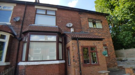 Executive Double- Prestwich Village 💚 - Photo 3