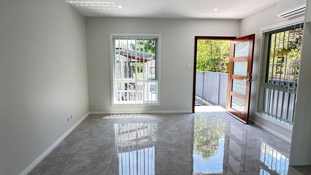 Two Bedroom New Built Granny Flat! - Photo 1