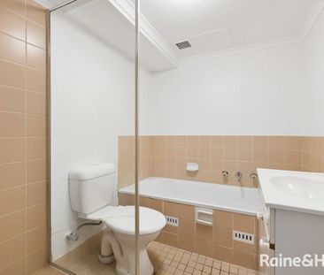 Spacious Three-Bedroom Home in a Peaceful Setting - Photo 5