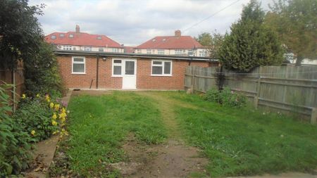 House share to rent - Photo 4