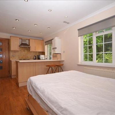 Herga Court, Harrow on the Hill - Photo 1