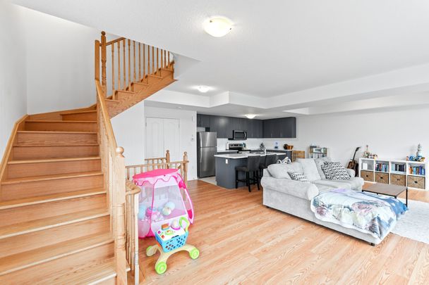 For Lease - 405 Dougall Avenue, Caledon, Ontario - Photo 1