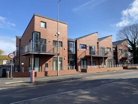 2 bedroom apartment to rent - Photo 5