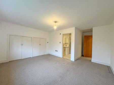 5 bedroom detached house to rent - Photo 5