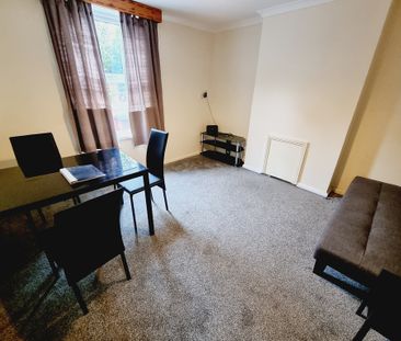 2 Bed Student Accommodation - Photo 4