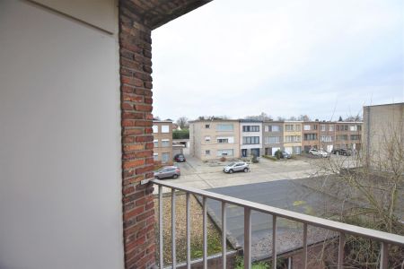 GERENOVEERD APPARTEMENT OP GUNSTIGE LOCATIE - Photo 2