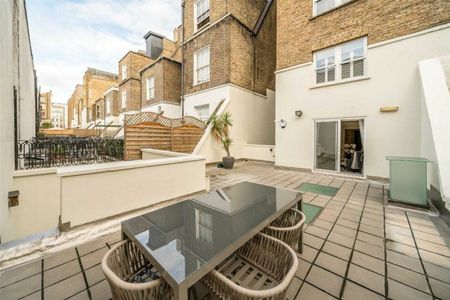Queen's Gate, South Kensington, SW7 - Photo 2