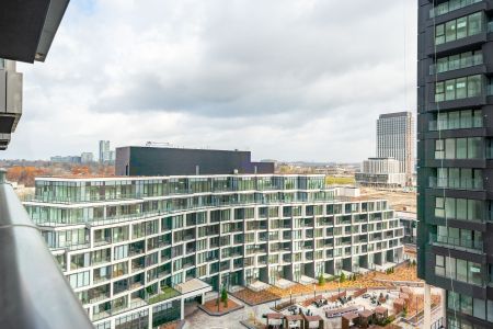 For Lease - 1 Quarrington Lane Unit# 912, Toronto, Ontario - Photo 4