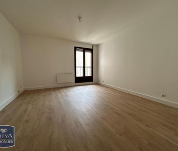 Location Appartement 1 pièce 27m² ST ETIENNE 42000 - Photo 1