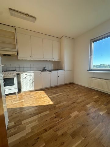 Sjösabrinken, Bandhagen - Photo 2