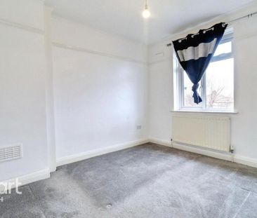 3 bedroom end of terrace house to rent - Photo 5