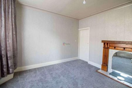 Seagrave Crescent, Sheffield, S12 - Photo 3