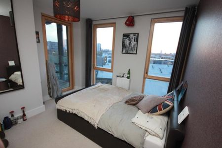 3 Bed Flat, Salcombe Court, E14 - Photo 5