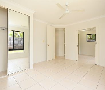 Large Fully Tiled and Airconditioned Home - Office Nook - Pool - Photo 5