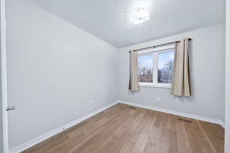 For Lease - 56 North Lake Road Unit# 22, Richmond Hill, Ontario - Photo 5