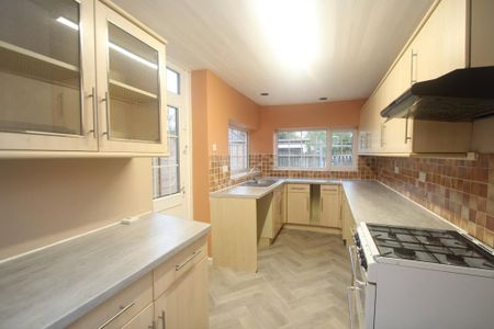 2 bedroom terraced house to rent - Photo 5