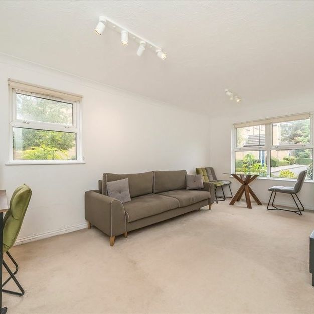 Monmouth Close - Photo 1