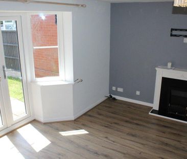 3 bedroom terraced house to rent - Photo 3