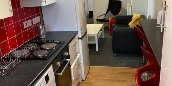 Flat 1 Radnor House - Photo 3